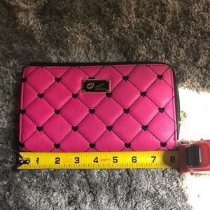 Wallet Betsy Johnson